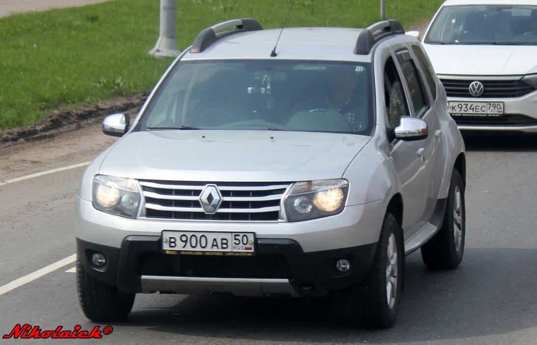 Автомобиль госномер В900АВ50