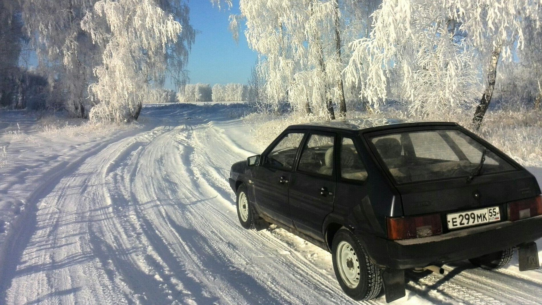 Автомобиль госномер Е299МК55
