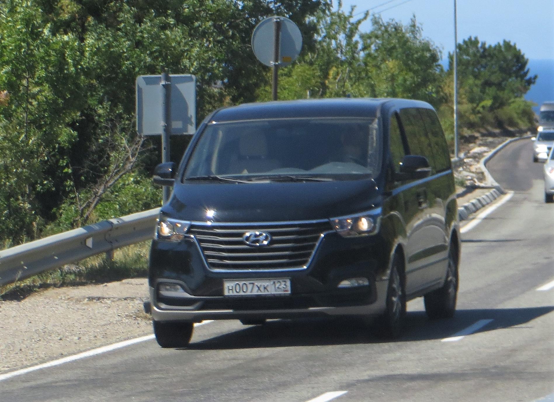 Автомобиль госномер Н007ХК123