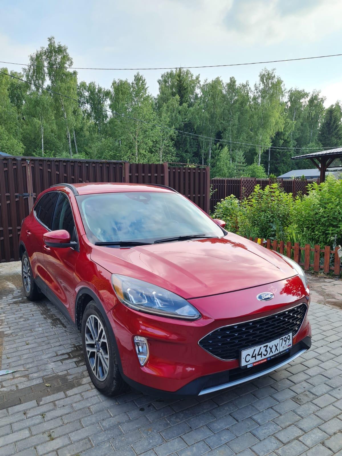 Автомобиль госномер С443ХХ799