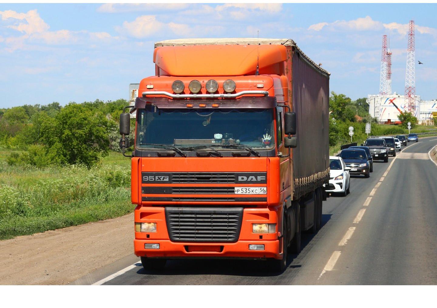 Автомобиль госномер Р535КС56