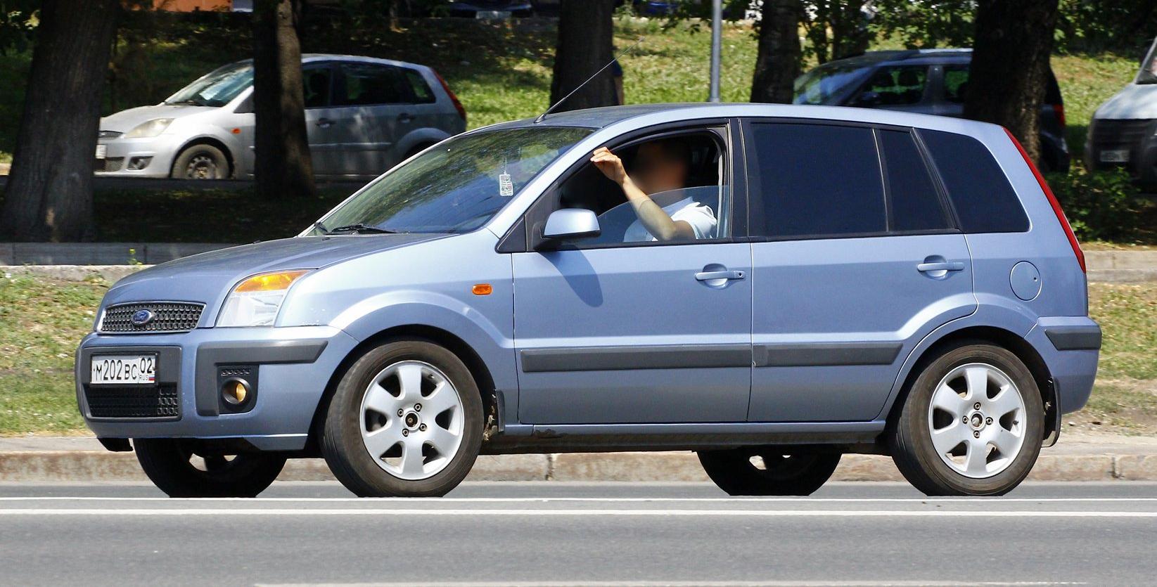 Автомобиль госномер М202ВС02