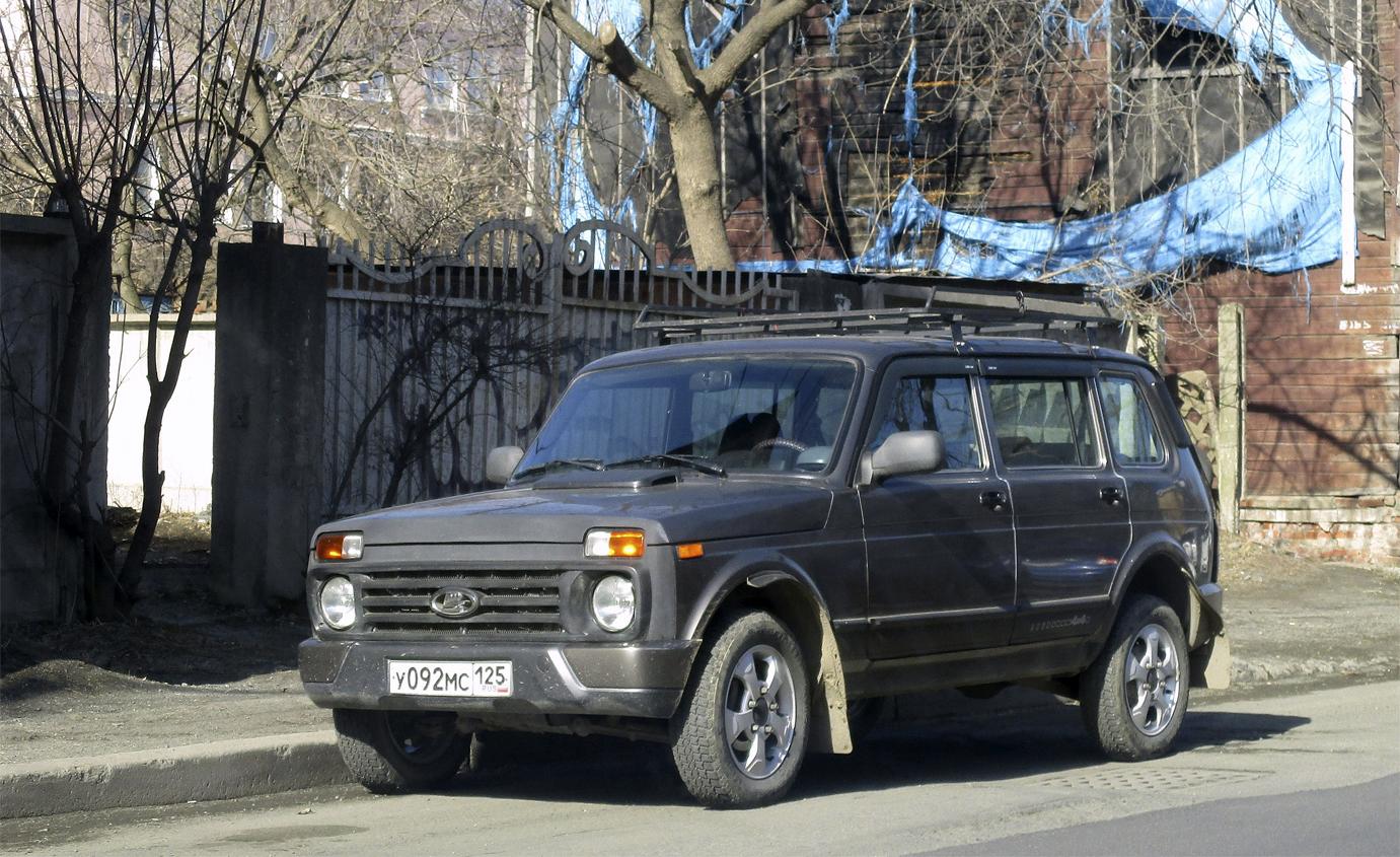 Автомобиль госномер У092МС125