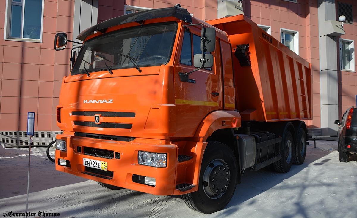 Автомобиль госномер ВМ723В16