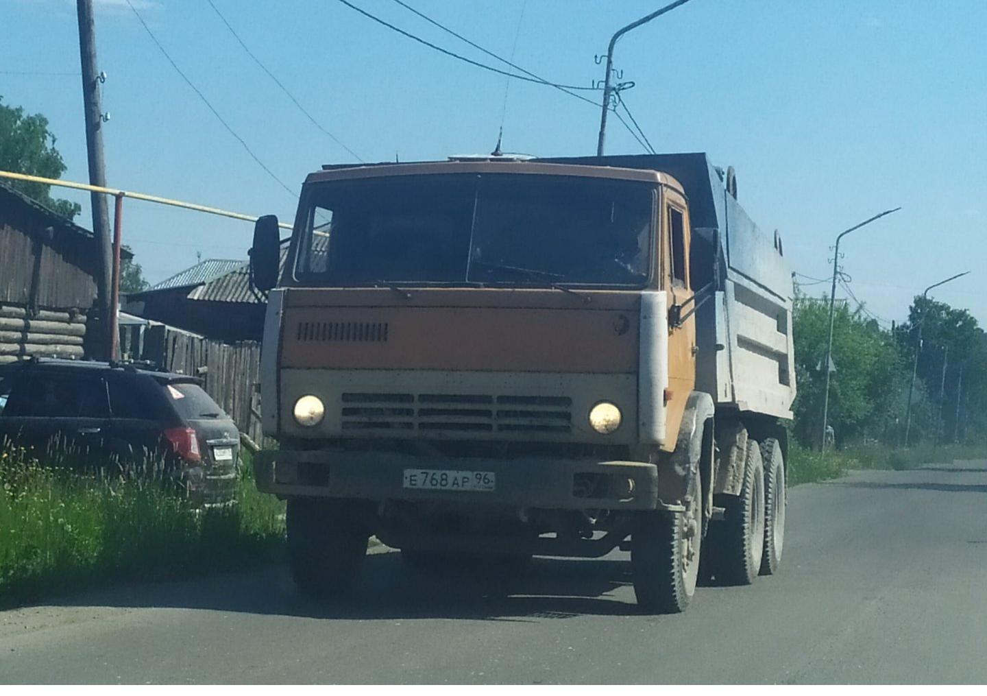 Автомобиль госномер Е768АР96