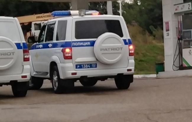 Автомобиль госномер Р138402