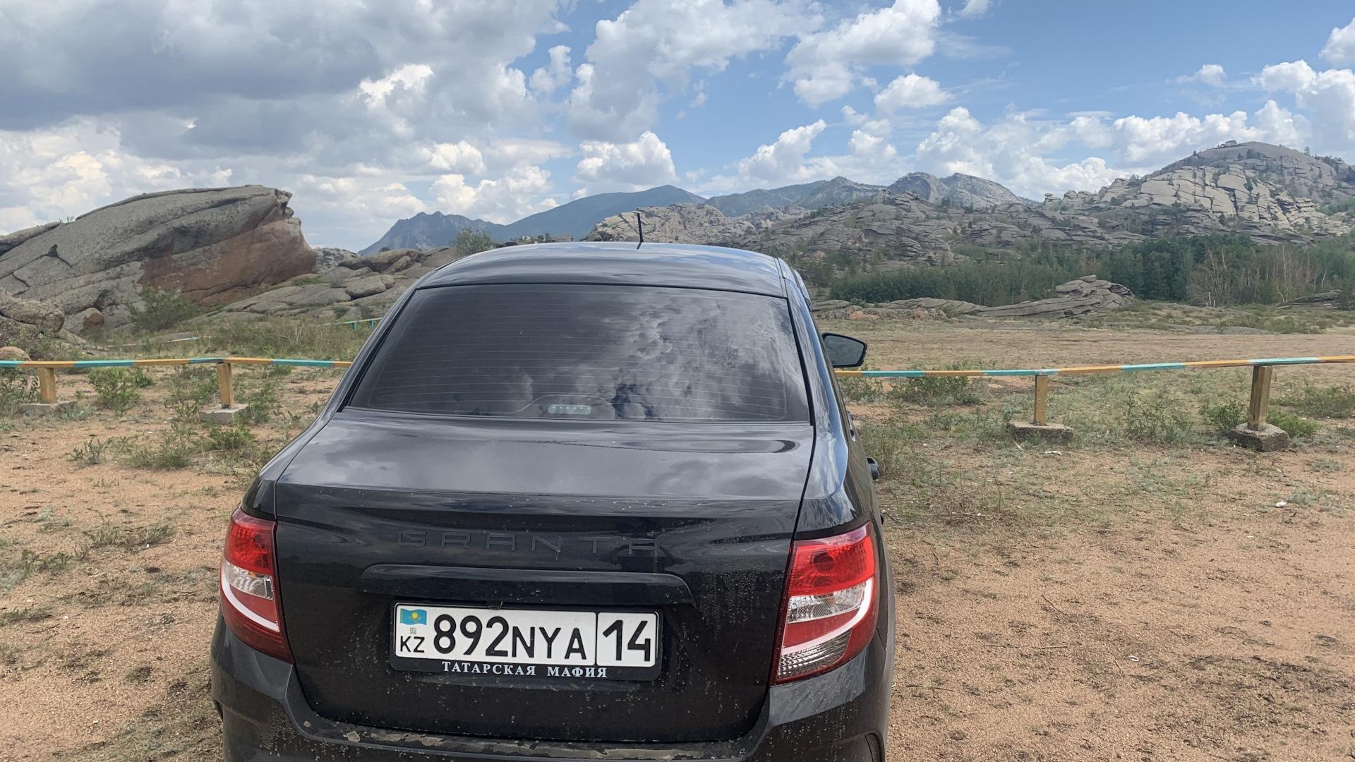 Автомобиль госномер 892NУА14