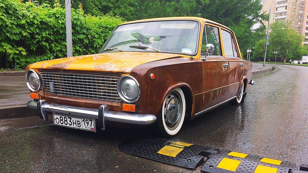 Автомобиль госномер О883НВ197