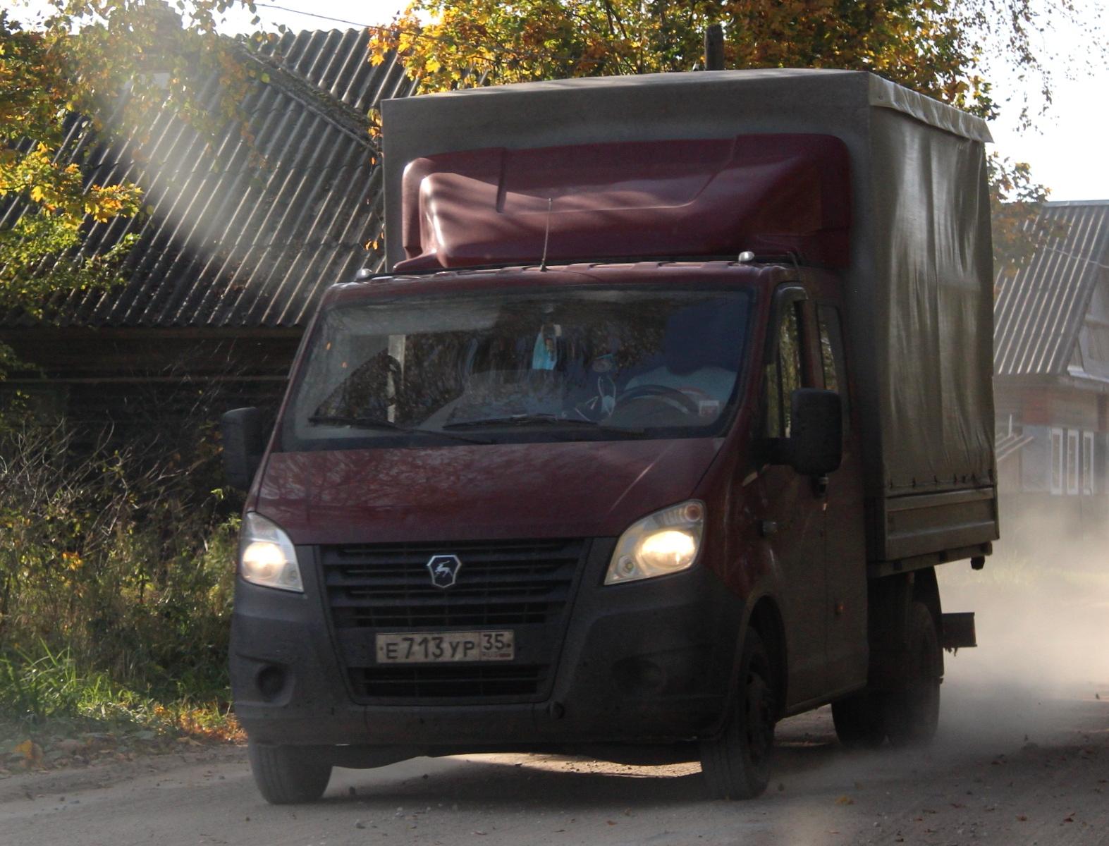 Автомобиль госномер Е713УР35