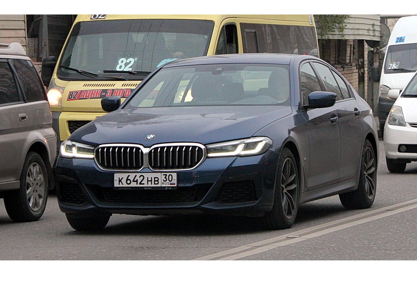 Автомобиль госномер К642НВ30