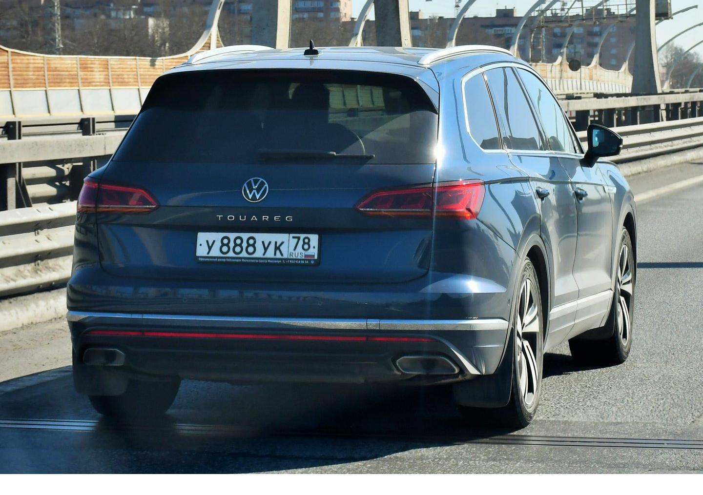 Автомобиль госномер У888УК78