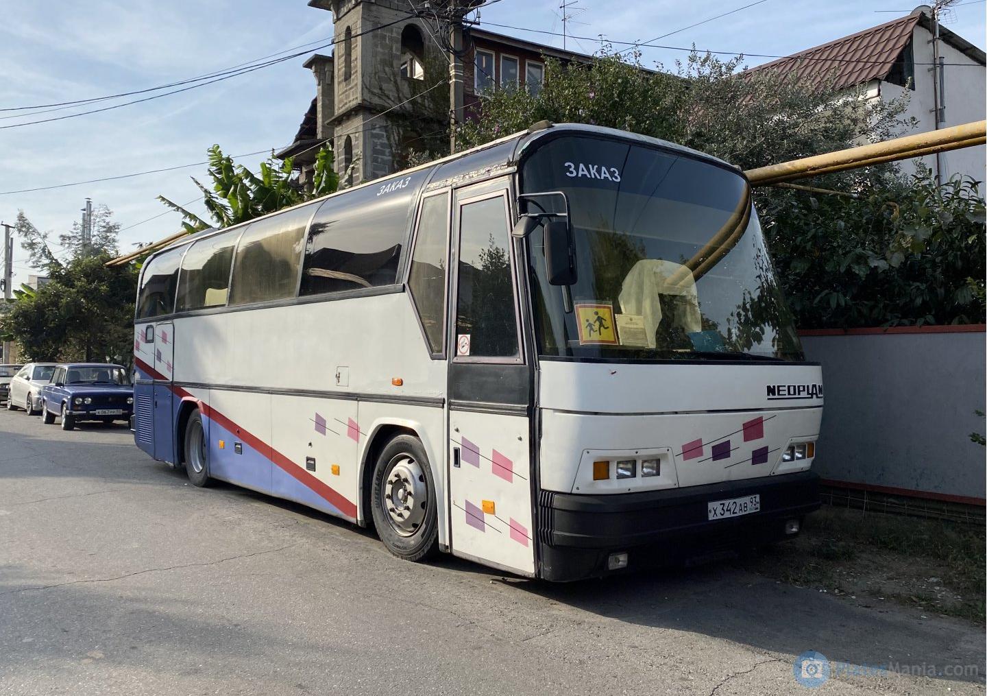 Автомобиль госномер Х342АВ93
