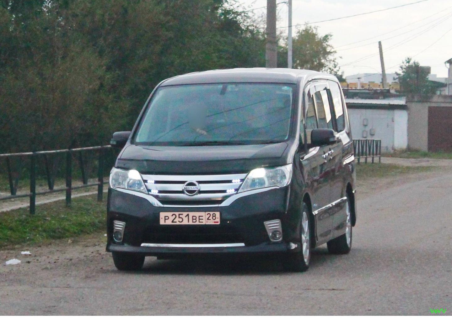 Автомобиль госномер Р251ВЕ28
