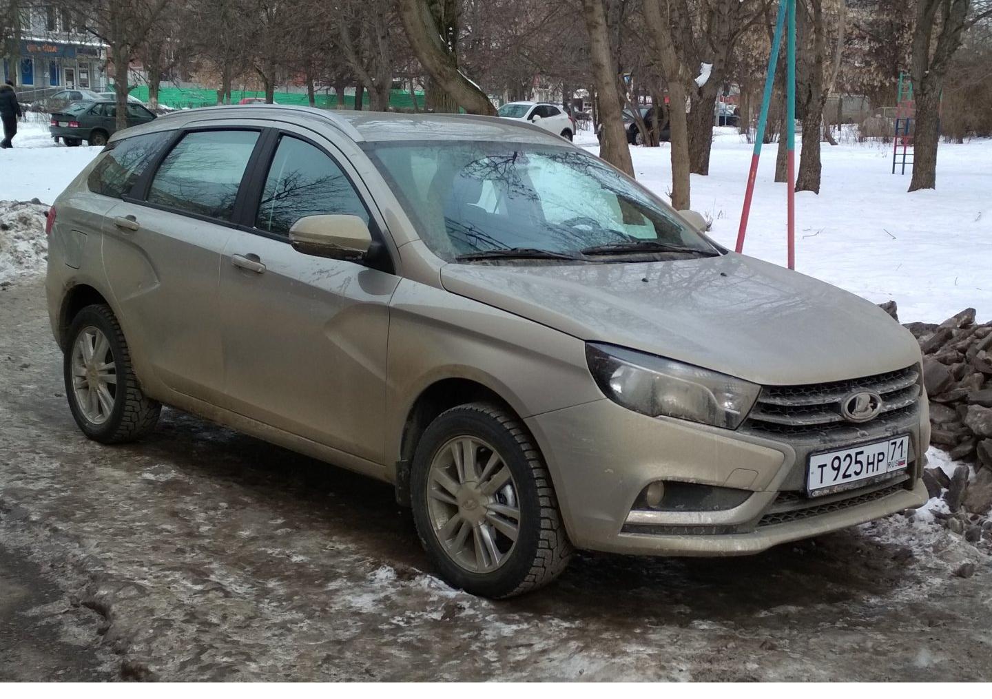 Автомобиль госномер Т925НР71