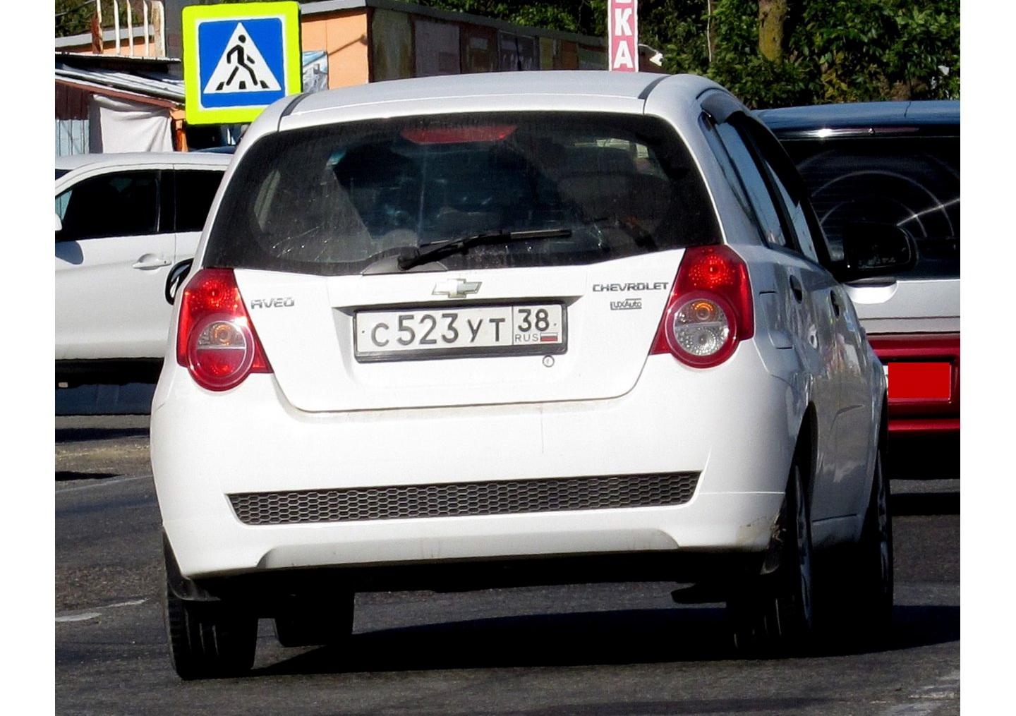 Автомобиль госномер С523УТ38