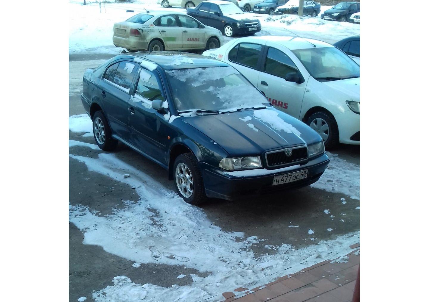 Автомобиль госномер Н477ОС48