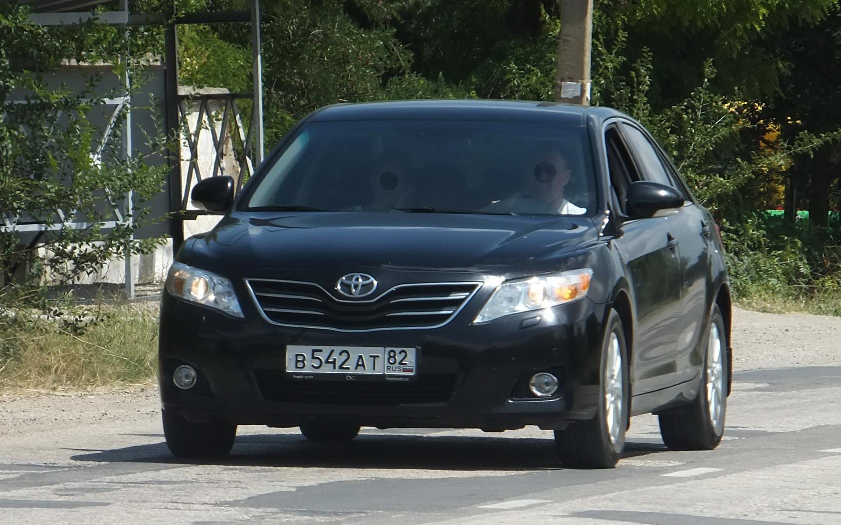 Автомобиль госномер В542АТ82