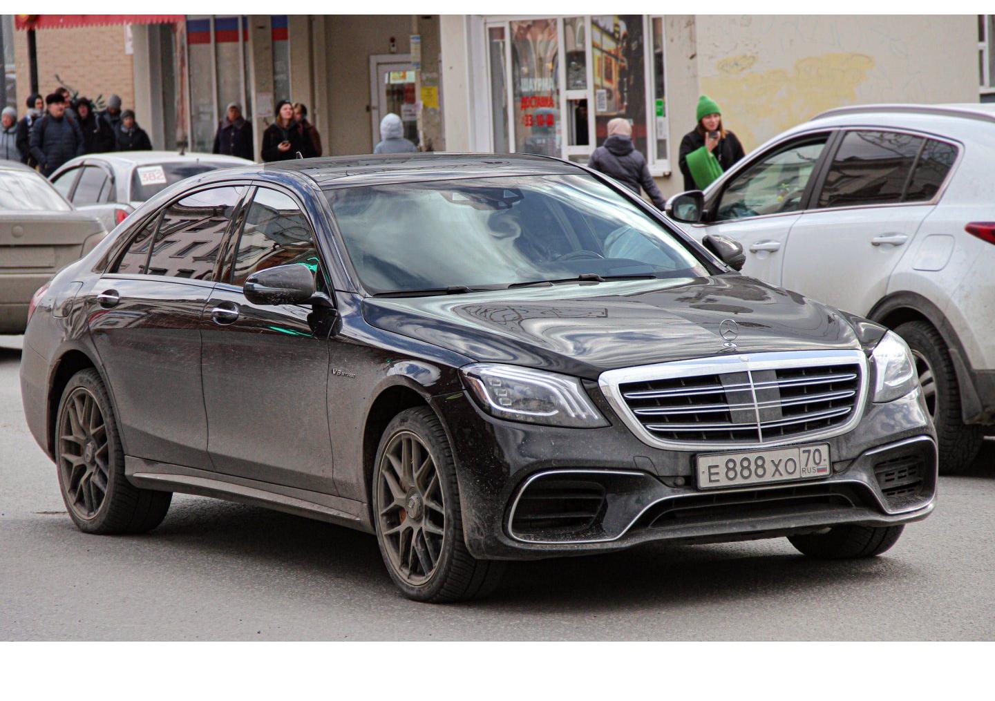 Автомобиль госномер Е888ХО70