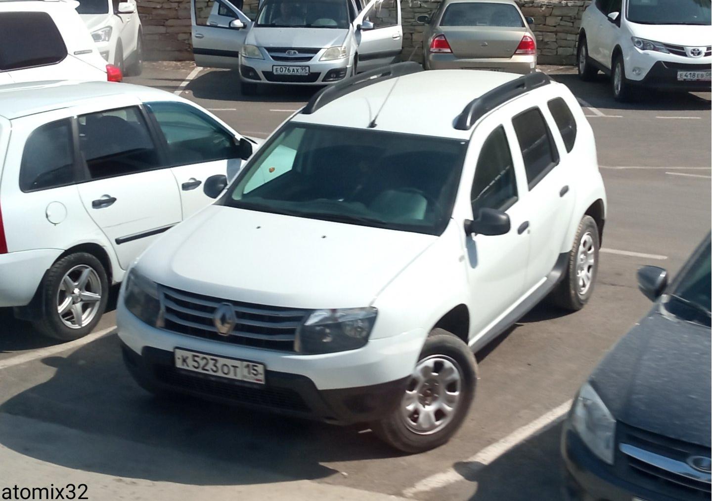 Автомобиль госномер К523ОТ15