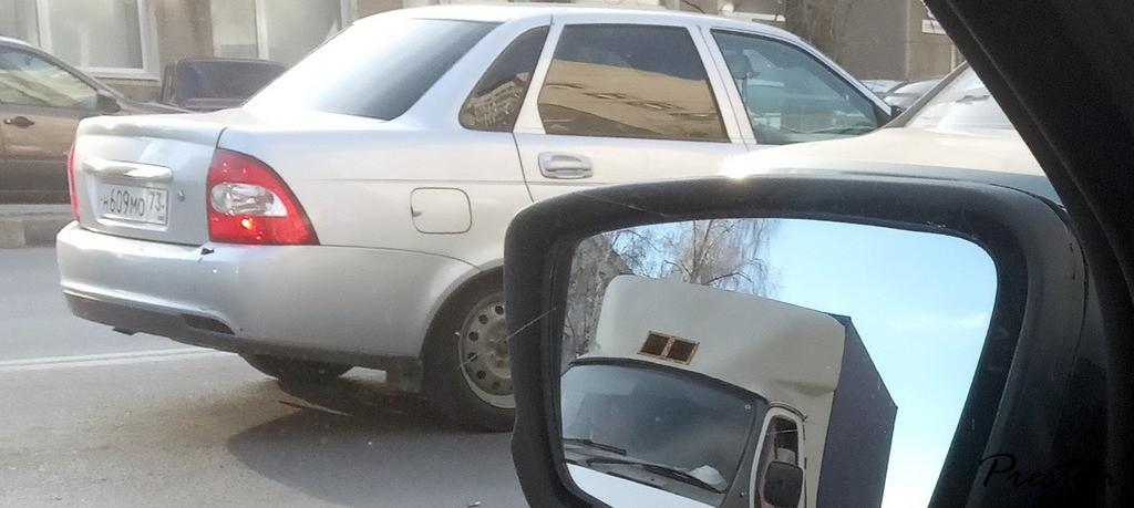 Автомобиль госномер Н609МО73