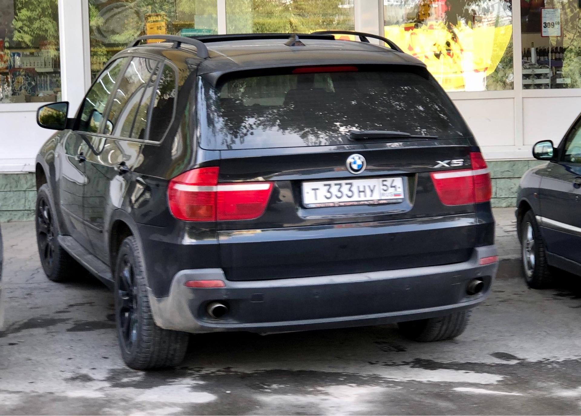 Автомобиль госномер Т333НУ54