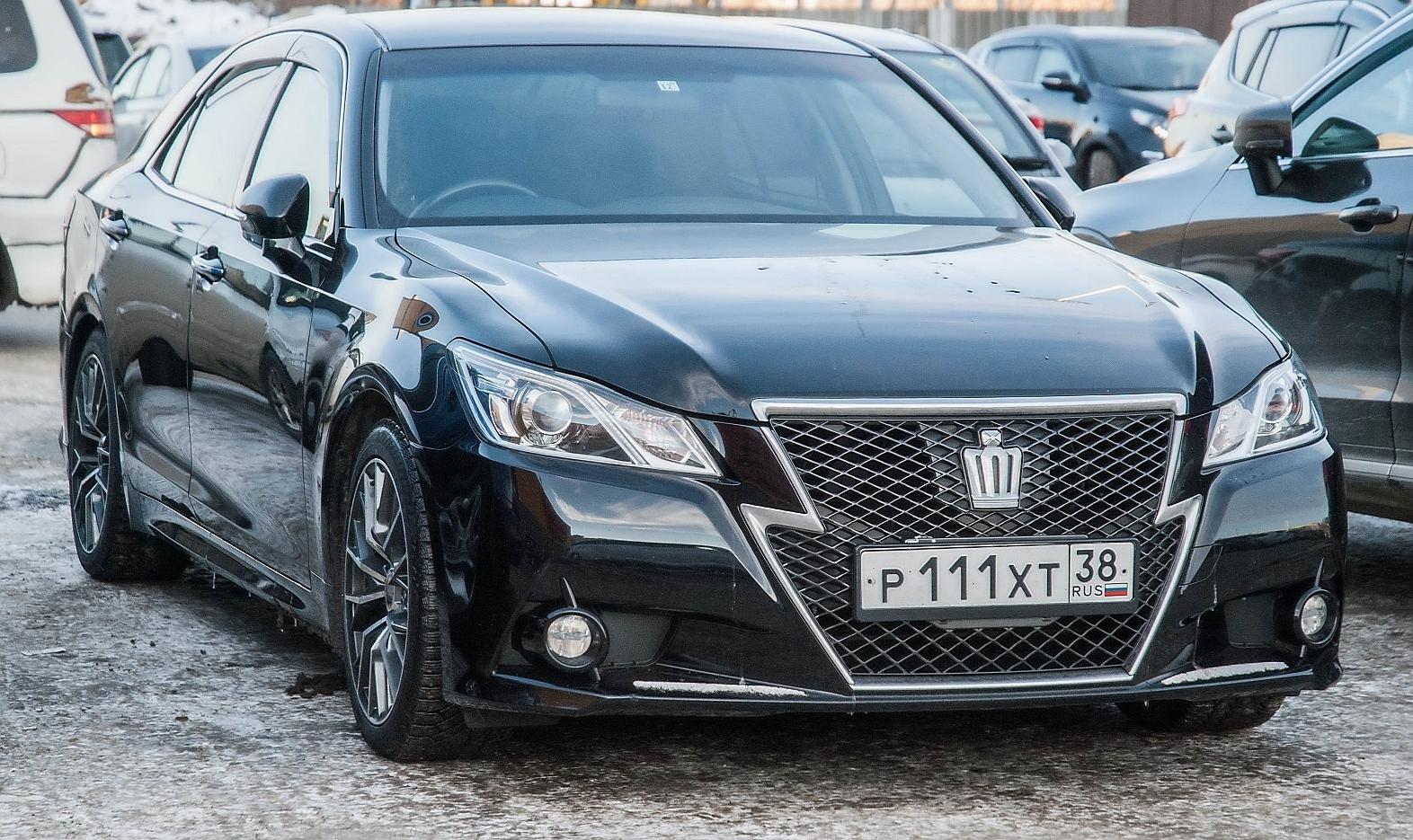 Автомобиль госномер Р111ХТ38