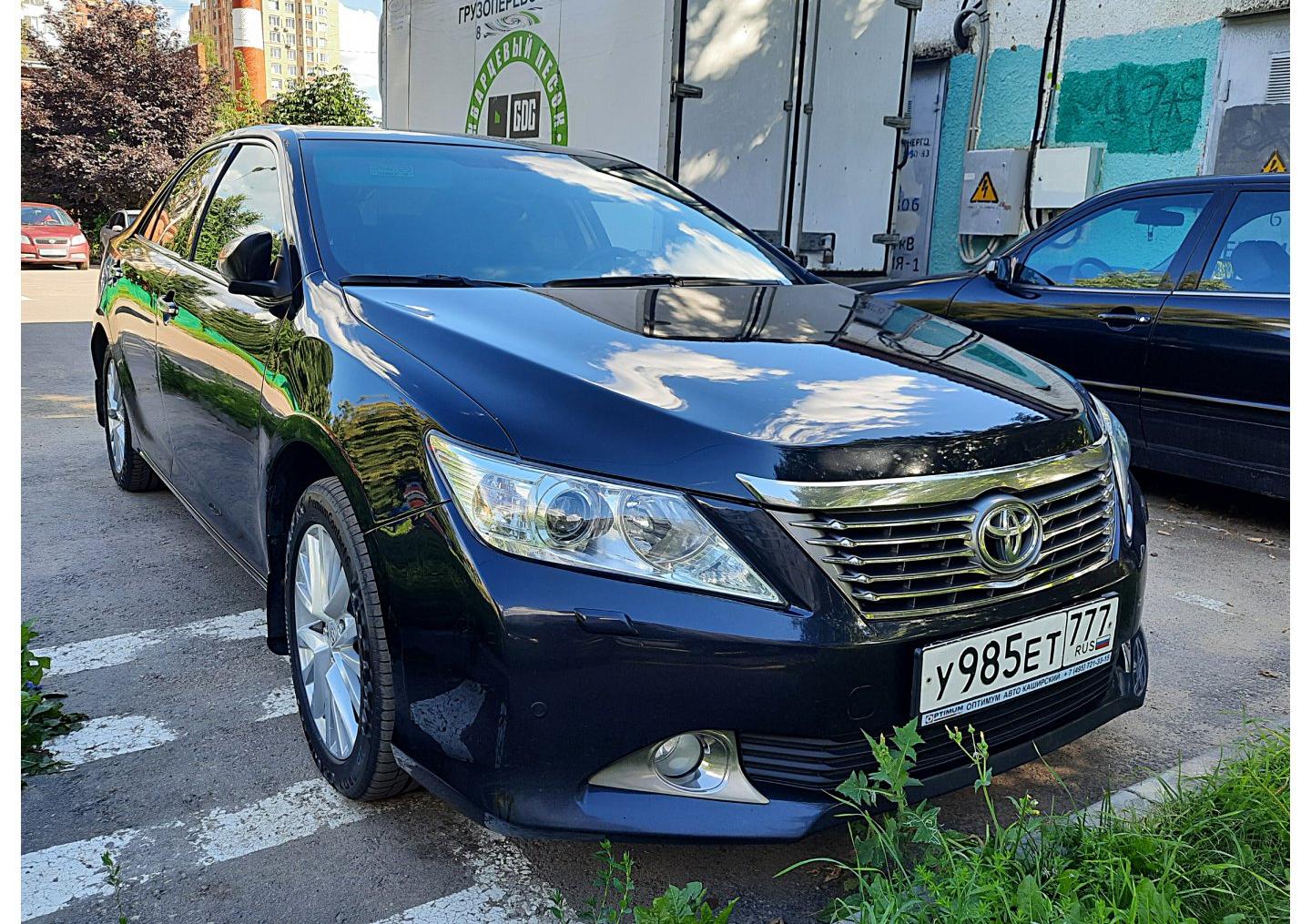 Автомобиль госномер У985ЕТ777