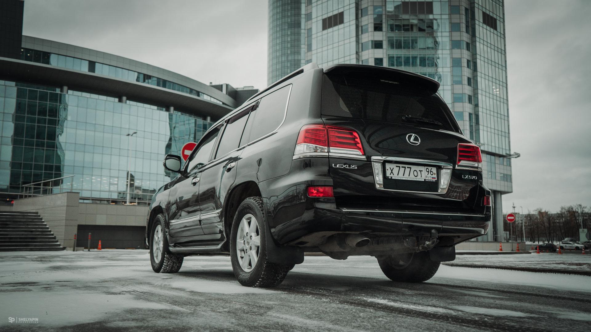 Автомобиль госномер Х777ОТ96