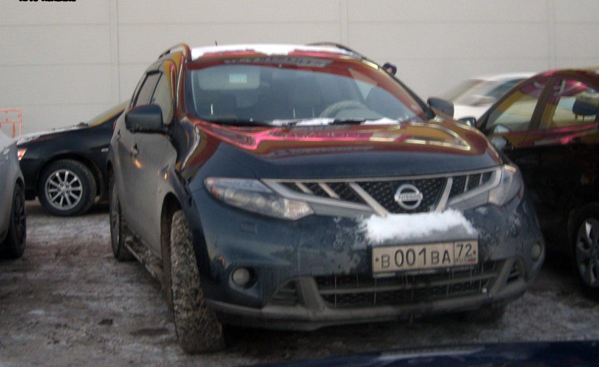Автомобиль госномер В001ВА72