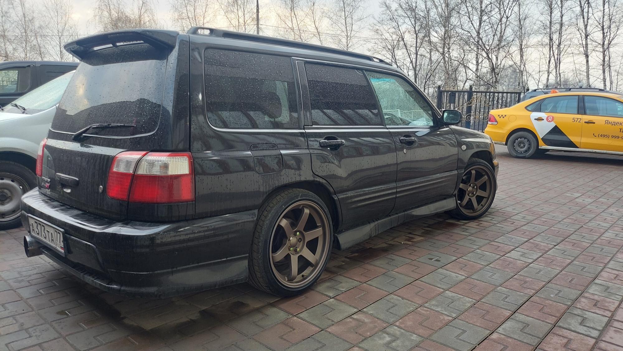 Автомобиль госномер А373ТА77