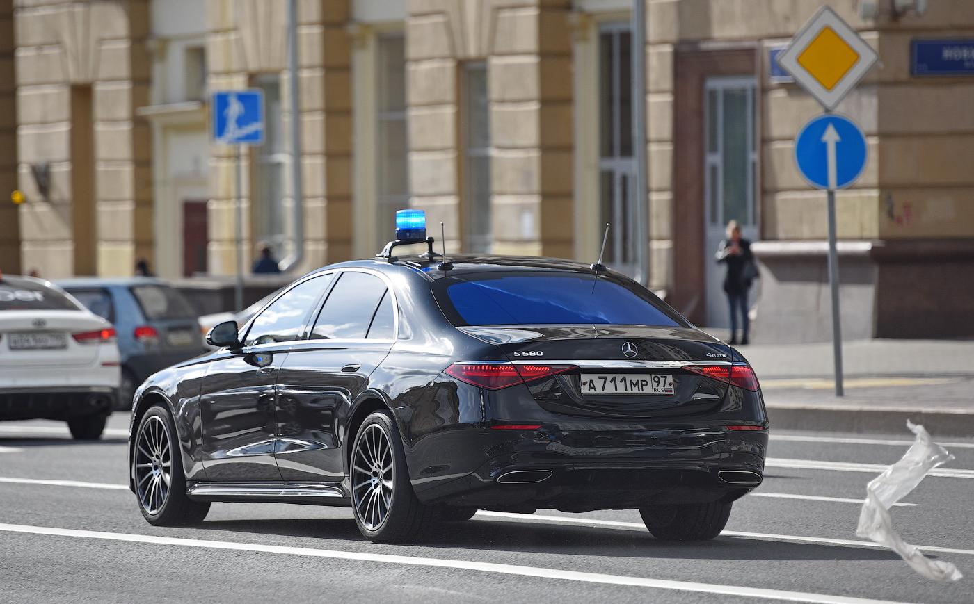 Автомобиль госномер А711МР97