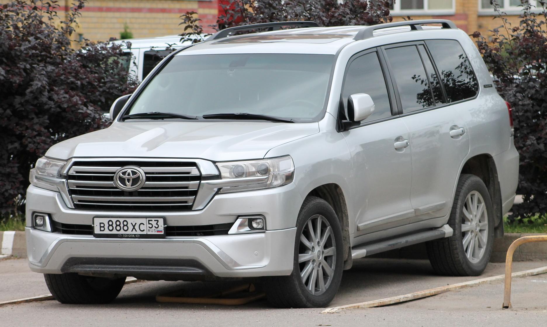 Автомобиль госномер В888ХС53