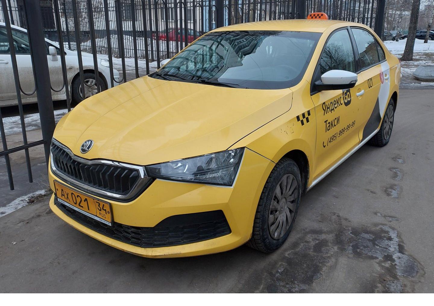 Автомобиль госномер АХ02134