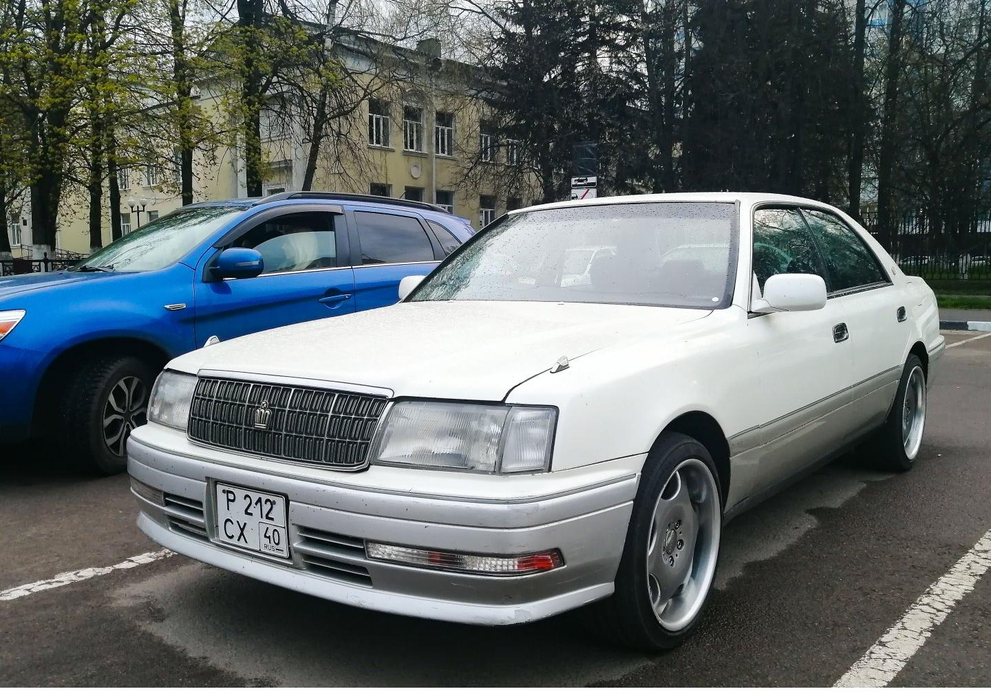 Автомобиль госномер Р212СХ40