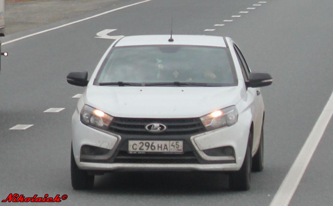 Автомобиль госномер С296НА45