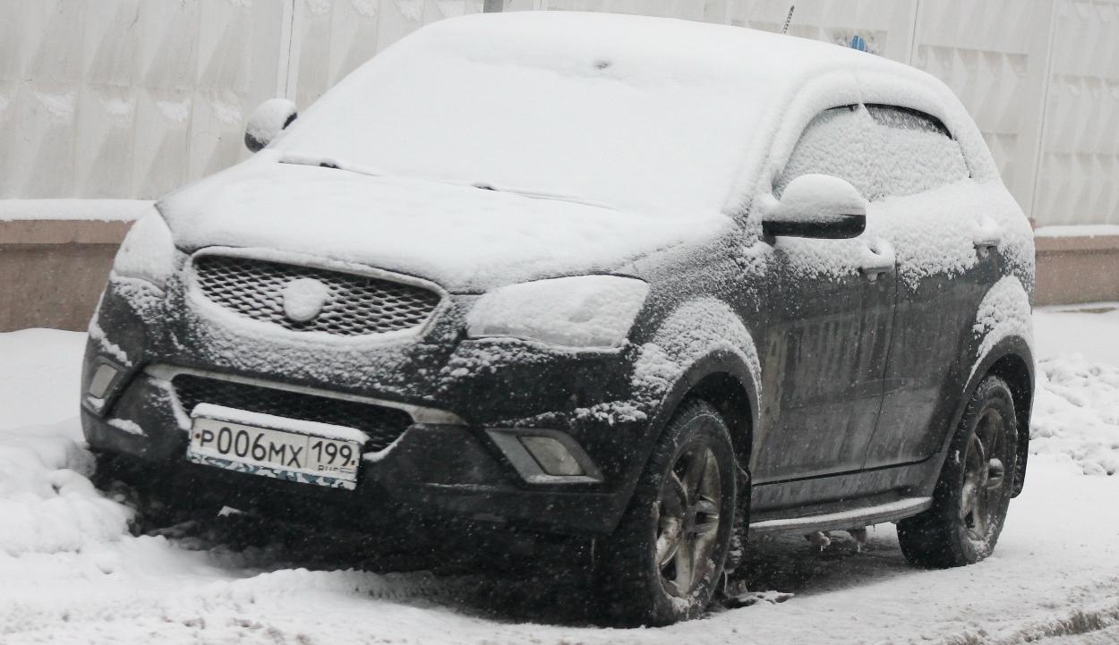 Автомобиль госномер Р006МХ199