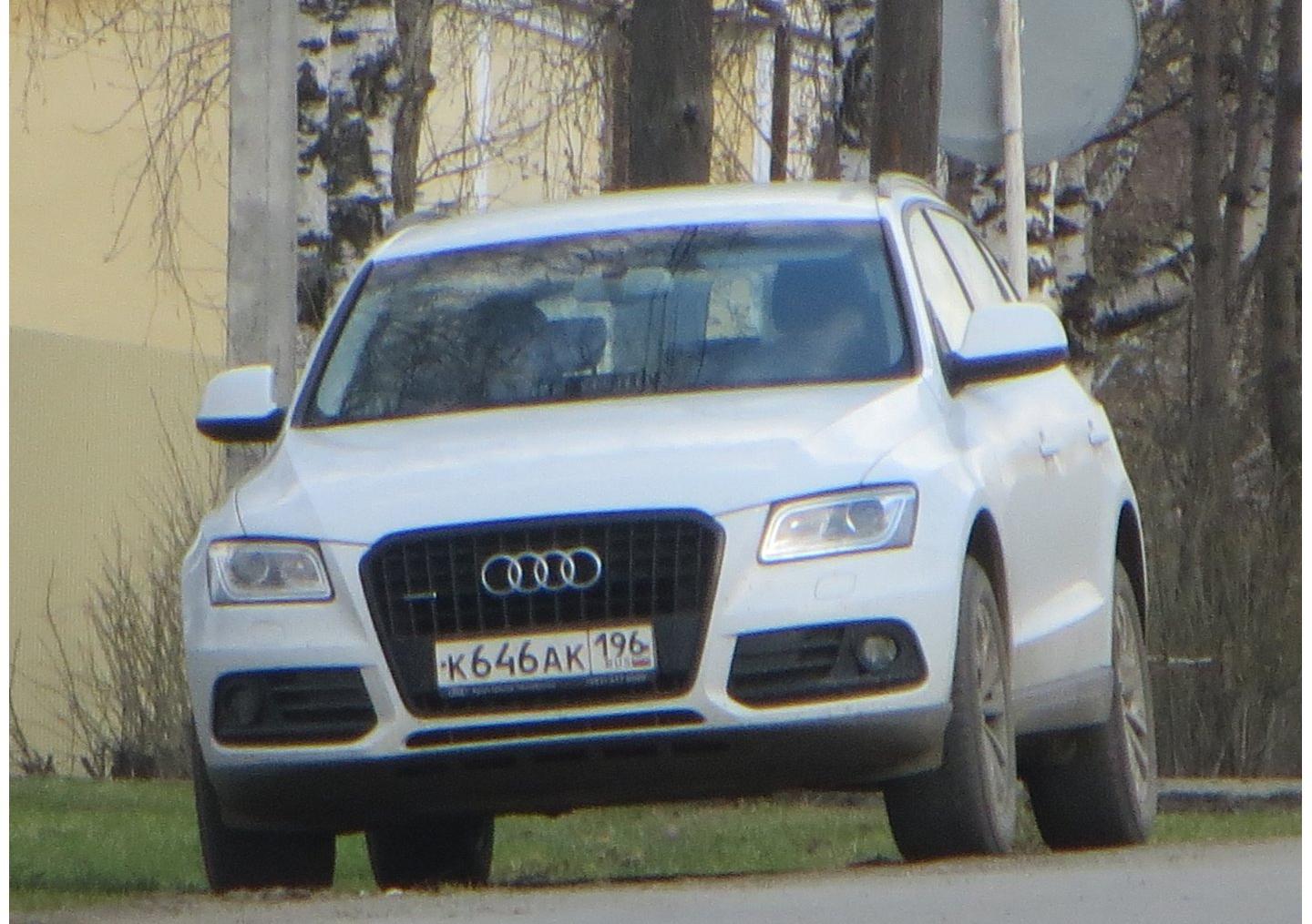 Автомобиль госномер К646АК196