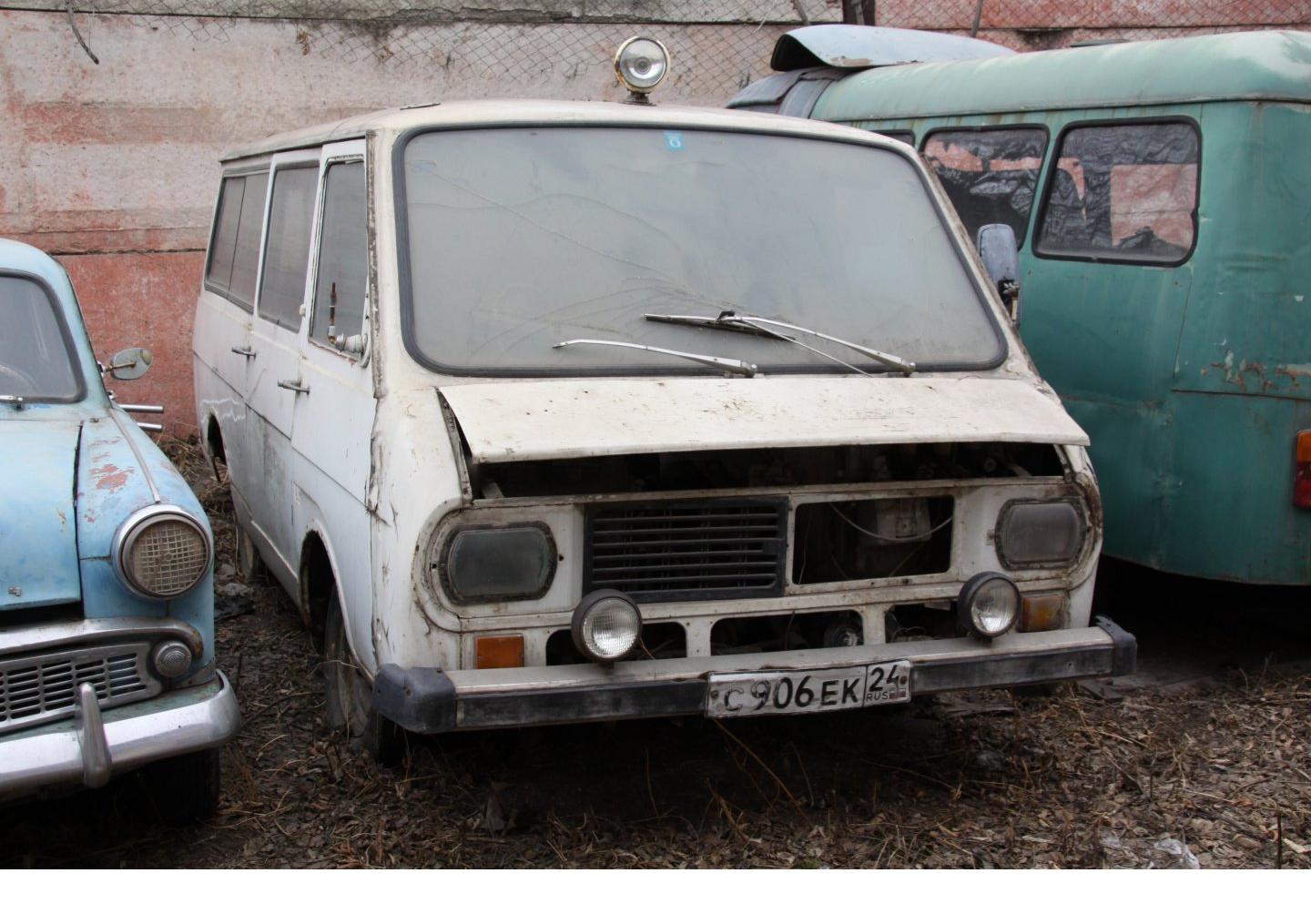 Автомобиль госномер С906ЕК24