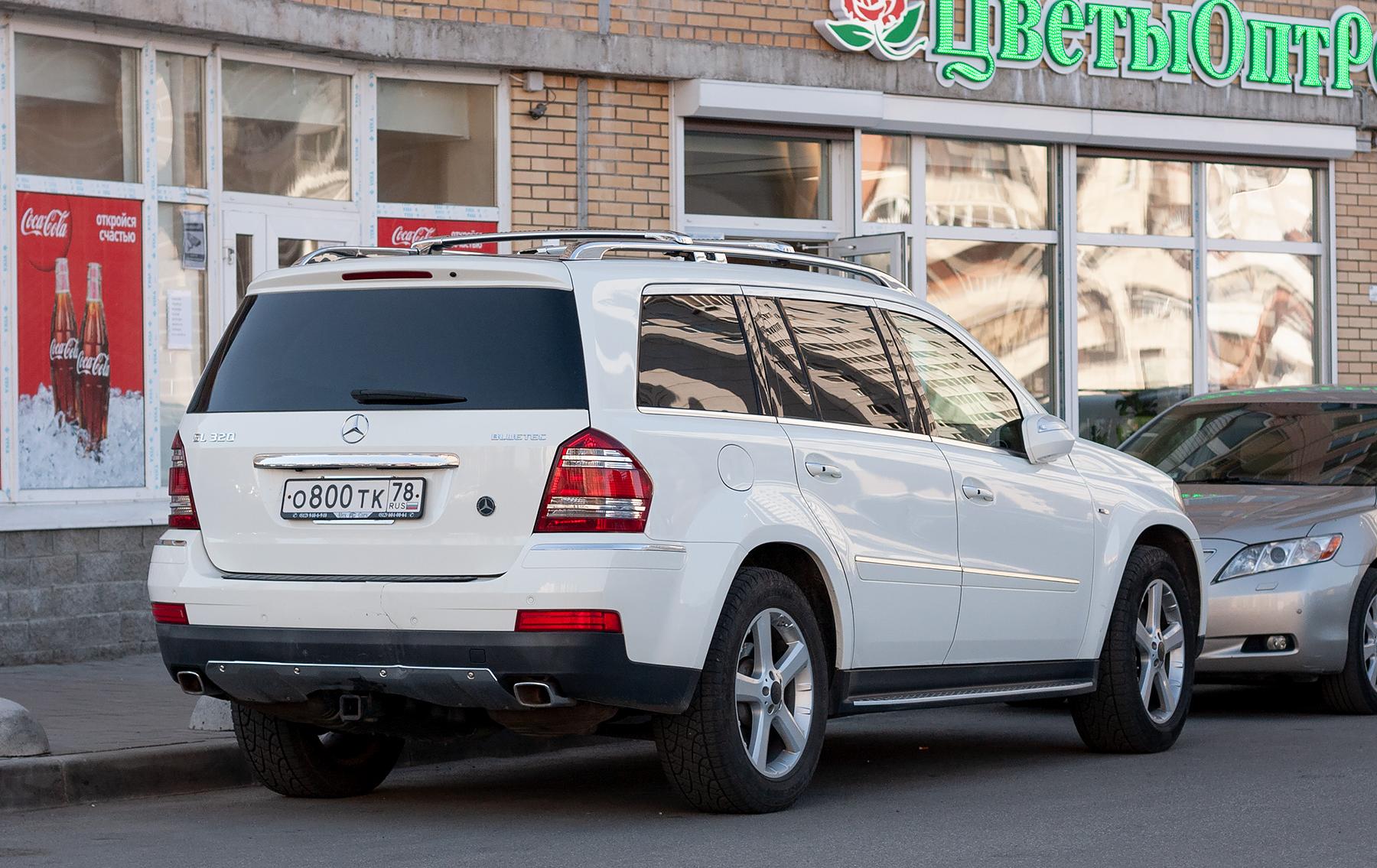 Автомобиль госномер О800ТК78