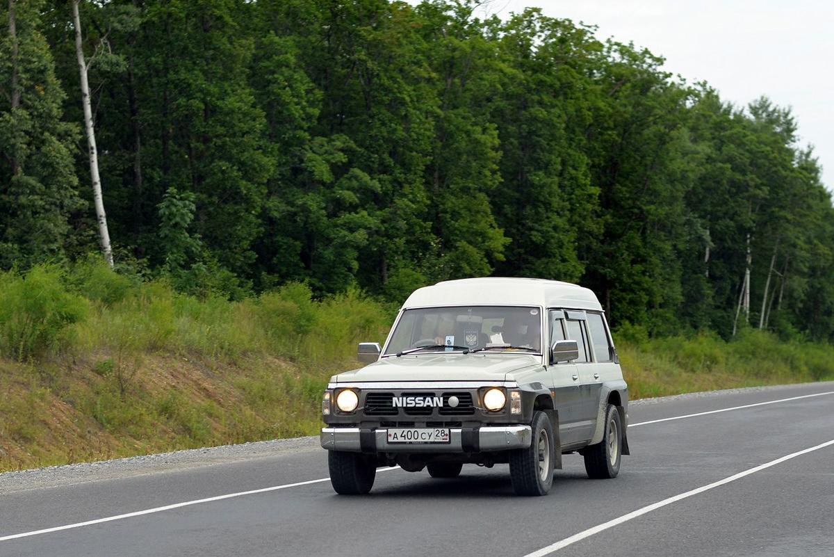 Автомобиль госномер А400СУ28