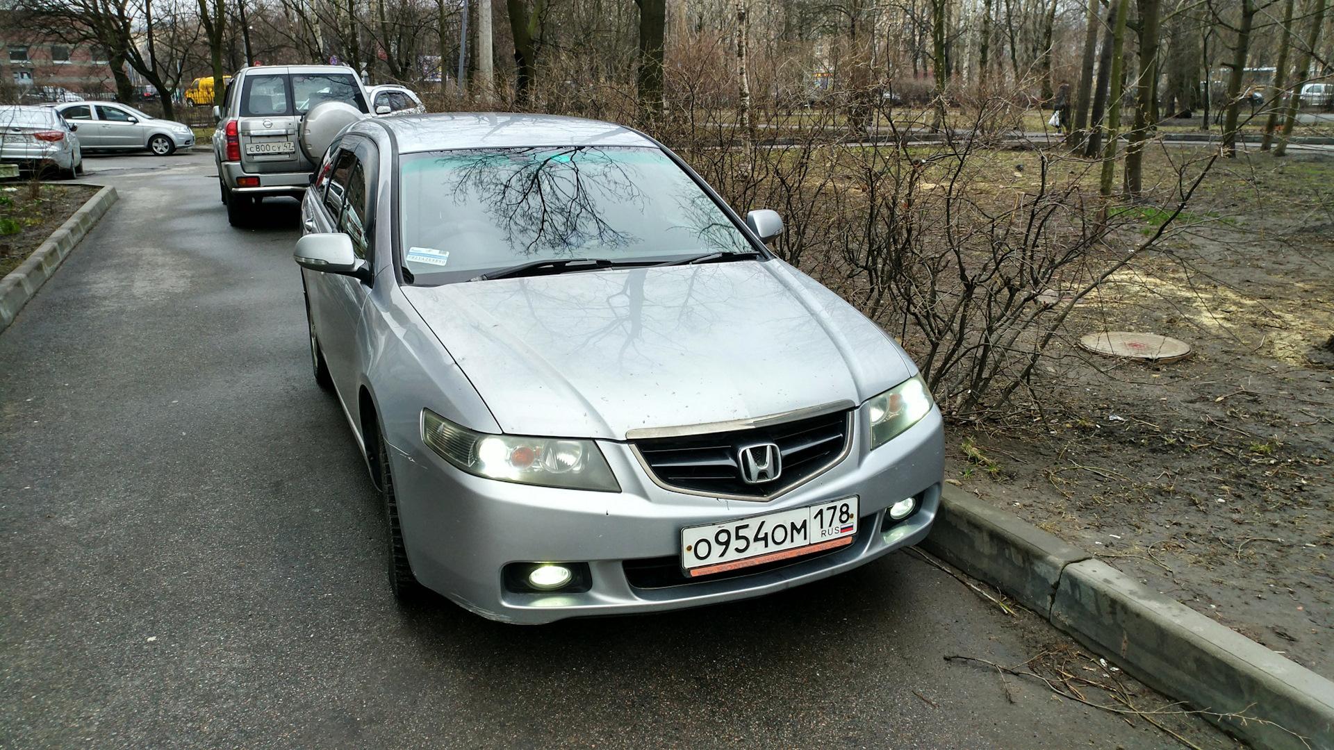 Автомобиль госномер О954ОМ178
