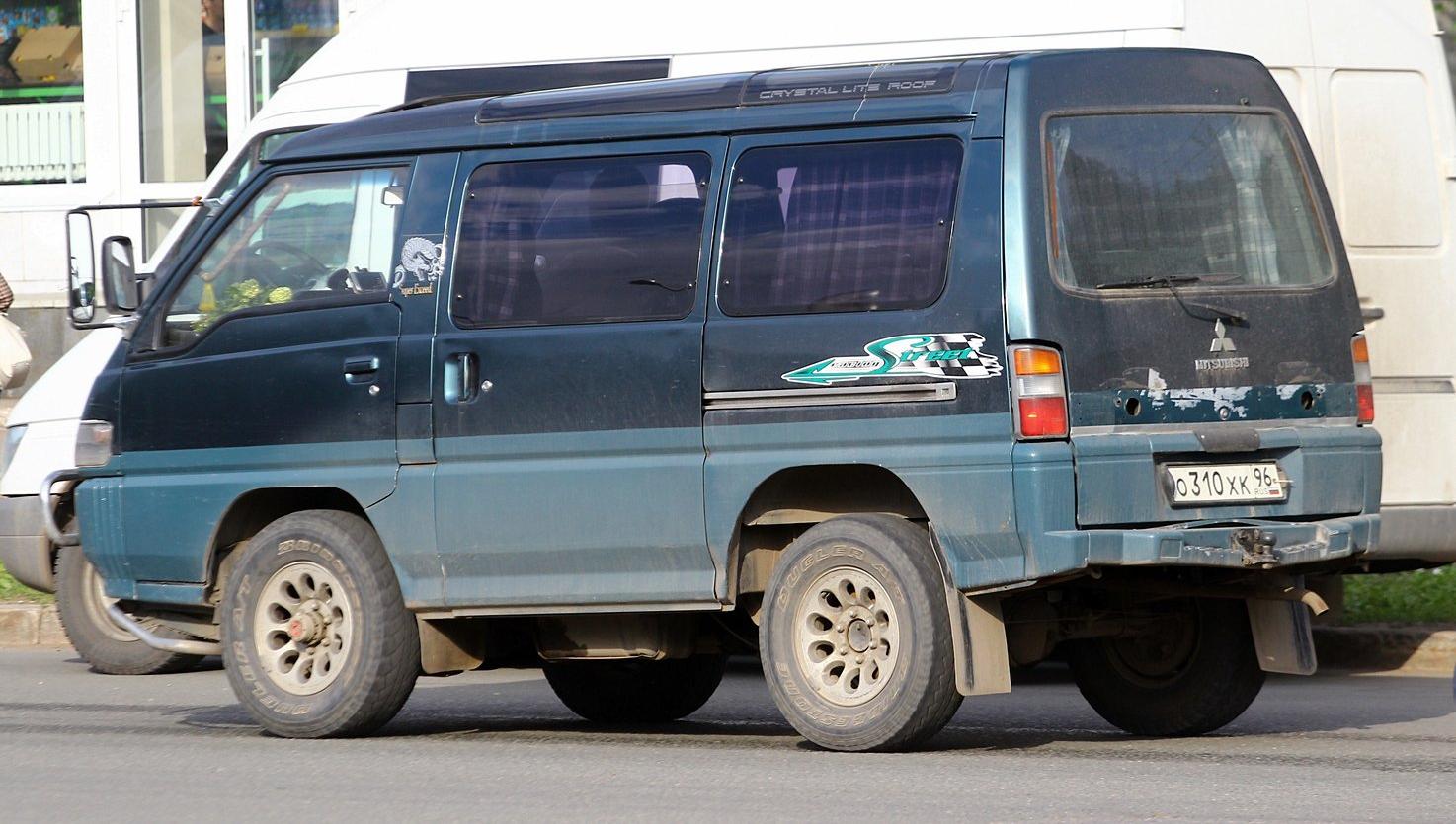 Автомобиль госномер О310ХК96
