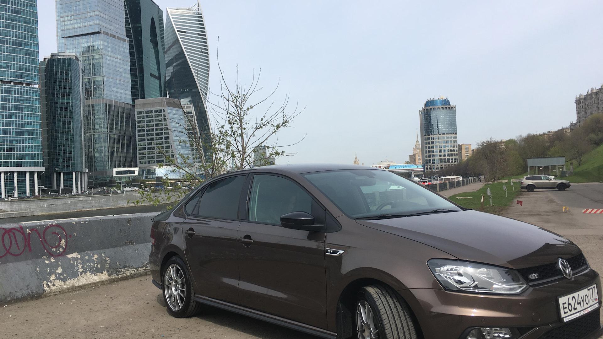 Автомобиль госномер Е624УО77