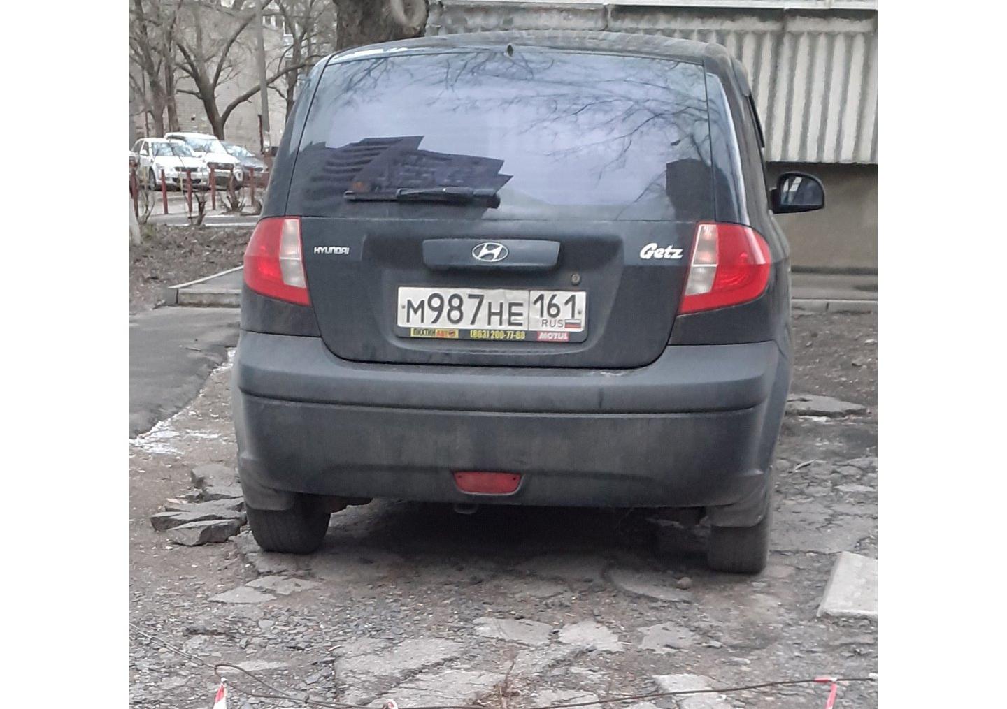 Автомобиль госномер М987НЕ161