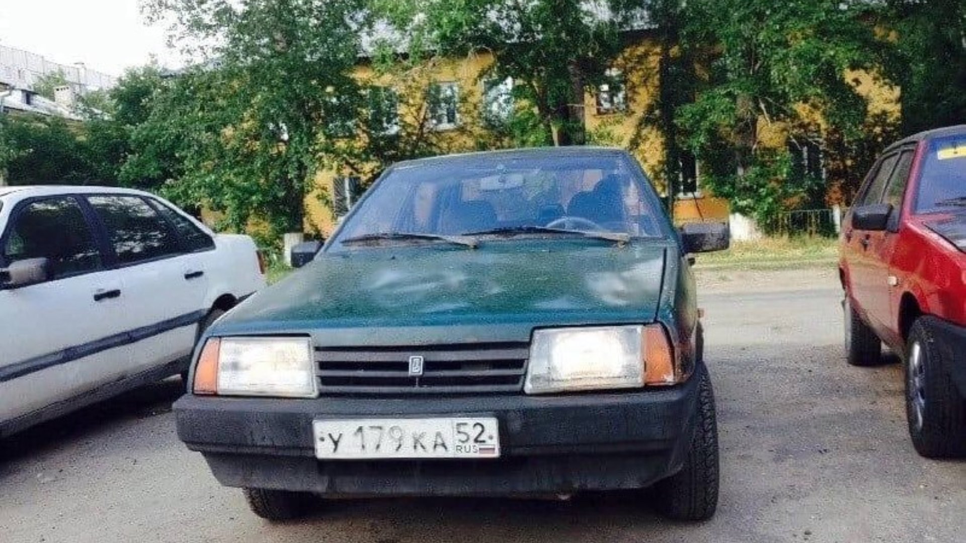 Автомобиль госномер У179КА52