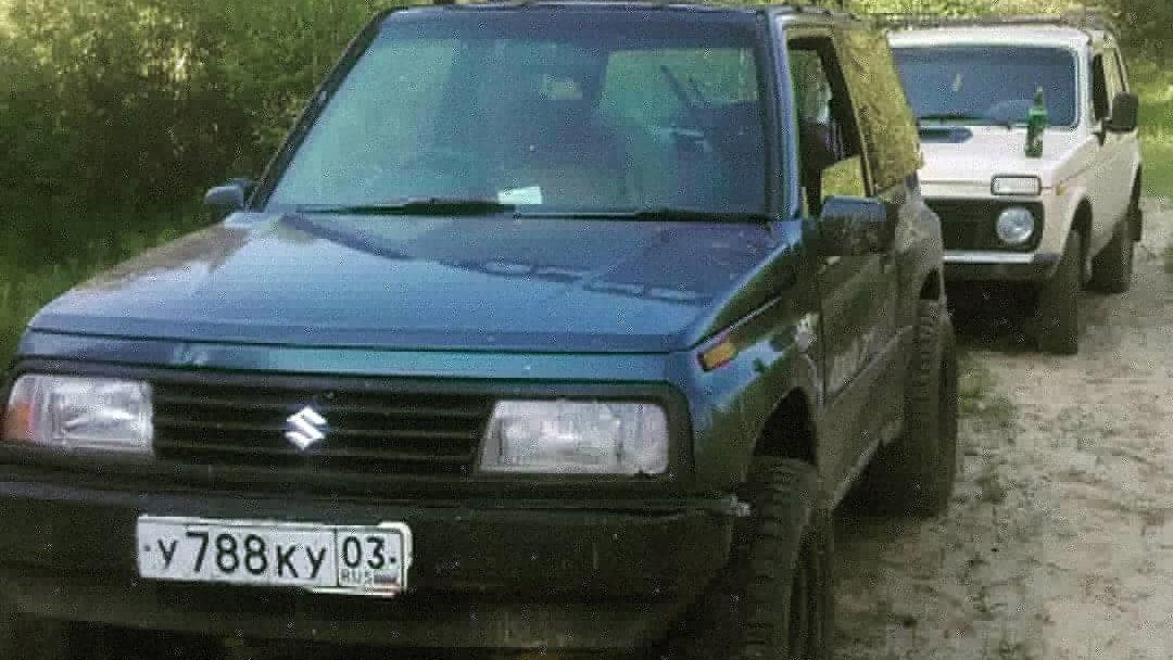 Автомобиль госномер У788КУ03