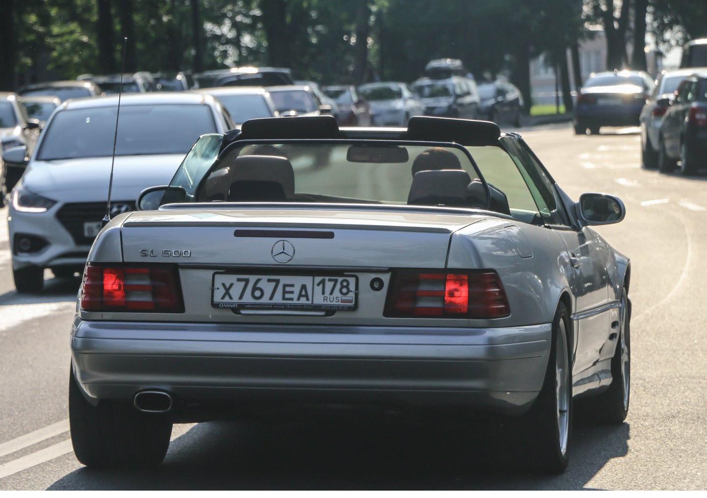 Автомобиль госномер Х767ЕА178