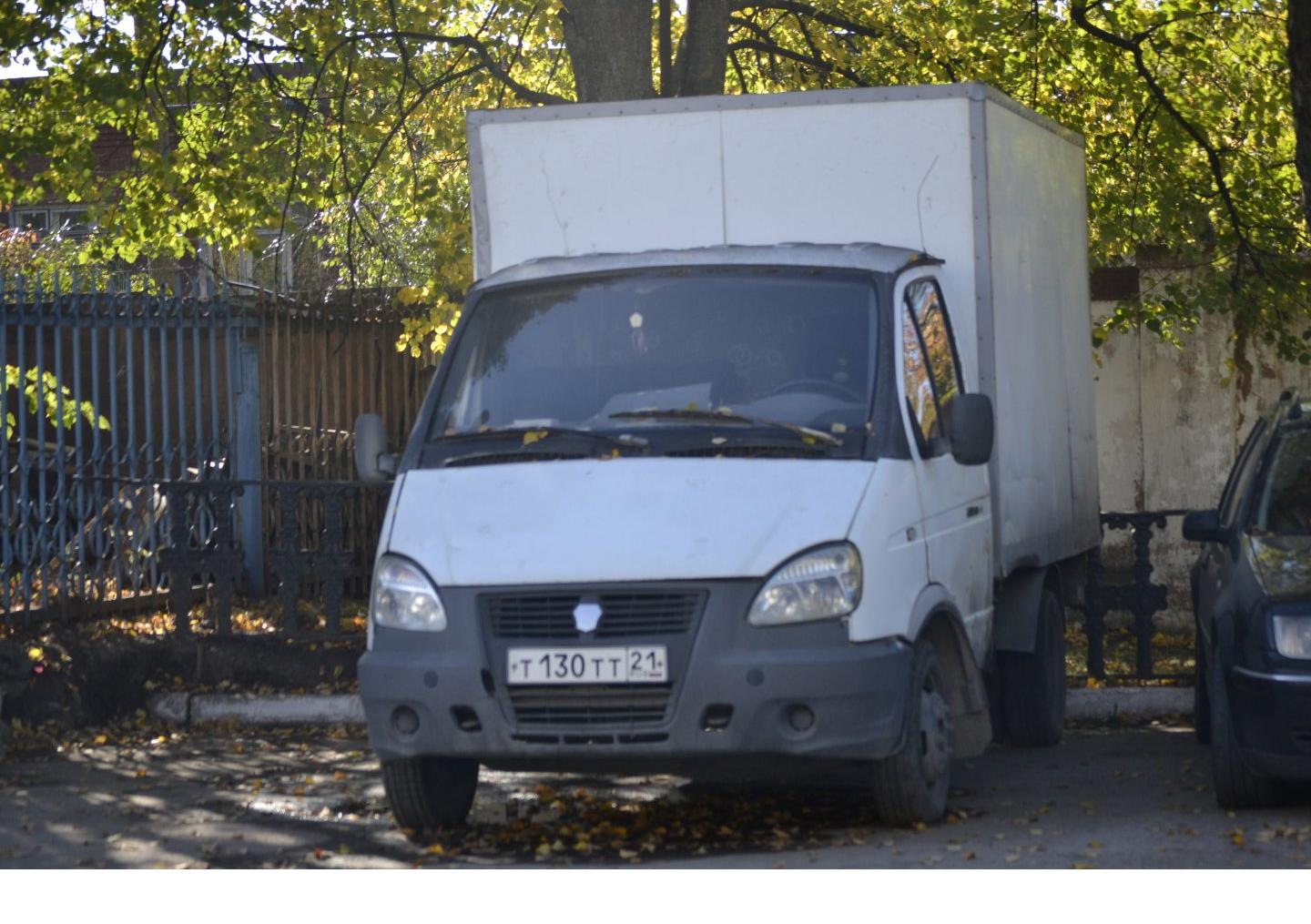 Автомобиль госномер Т130ТТ21