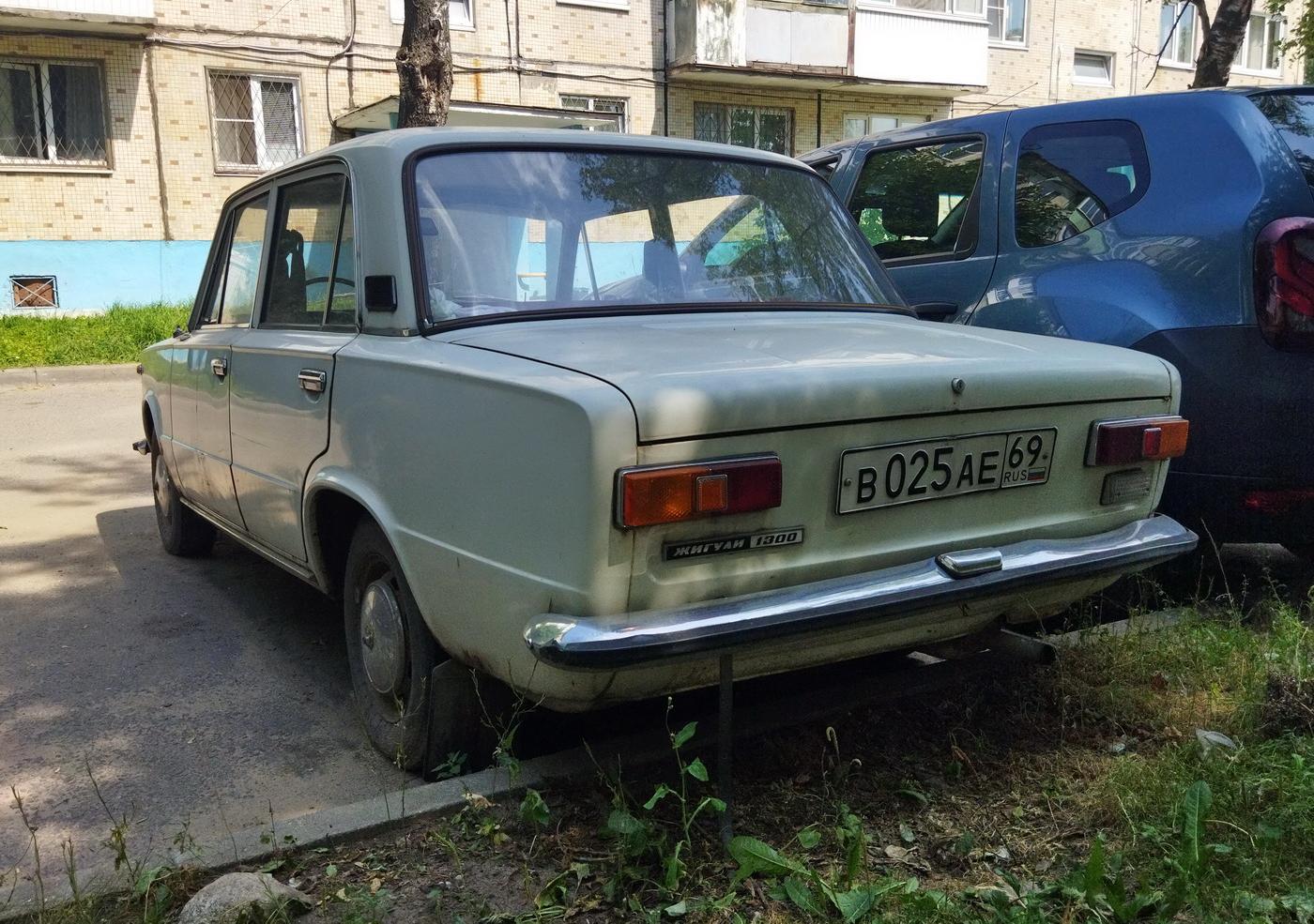 Автомобиль госномер В025АЕ69