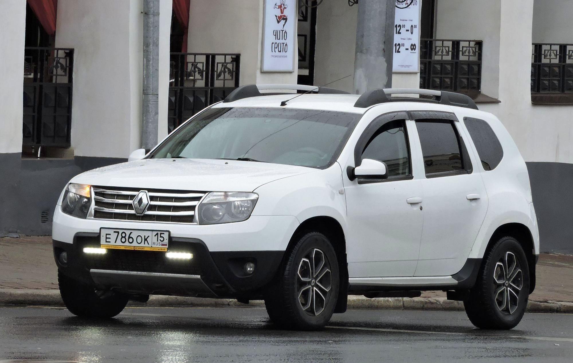 Автомобиль госномер Е786ОК15